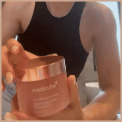 KIT GLASS SKIN (6-in-1 LED and Microcurrent Skin Rejuvenation Beauty Device  Collagen Jelly Cream - Medicube  PDRN Pink Peptide Serum 30ml - Medicube  PDRN Pink Collagen Gel Mask x Unidad - Medicube)